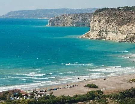 Akrotiri Vine A بيت للعطل