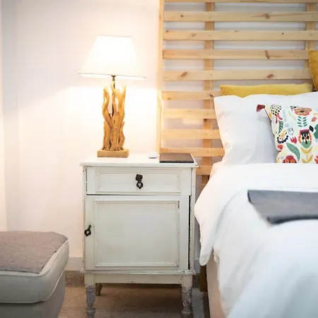 Akrotiri Vine A * ليماسول