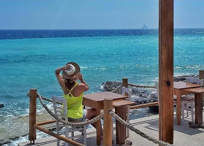 Akrotiri Vine A Сasa de vacaciones